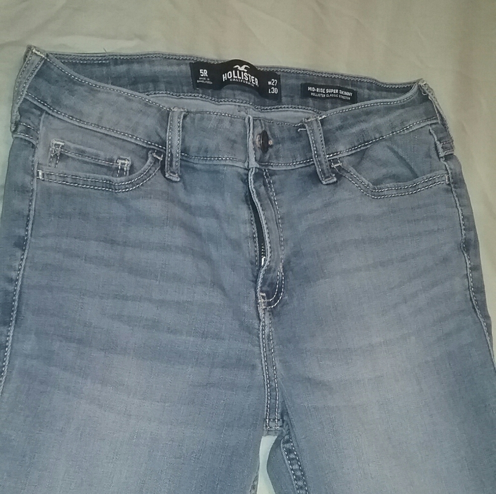 Hollister jeans
